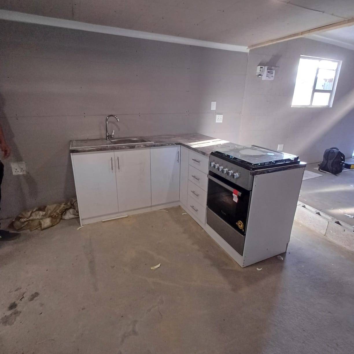 kitchen2.jpg